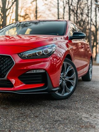 Kvalitet og tryghed hos JS Carline – bilforhandler i Ølstykke