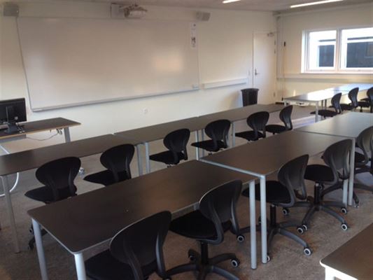 Pavilloner til skoler: Fleksible løsninger i en institutionspavillon