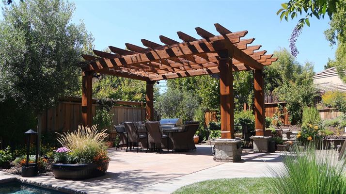 Fritstående pergola - en guide til dit nye udendørsrum